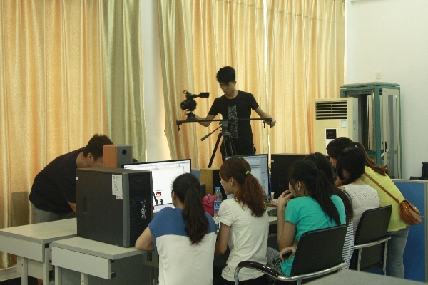 学新媒体运营班级_新媒体运营培训课程学什么